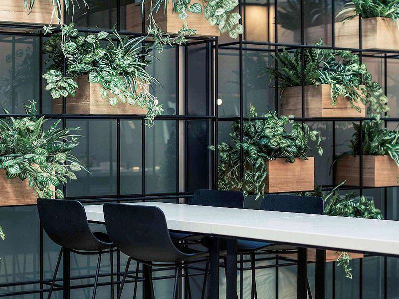 D954AB28A015D88E8F61FD2A82542DDE