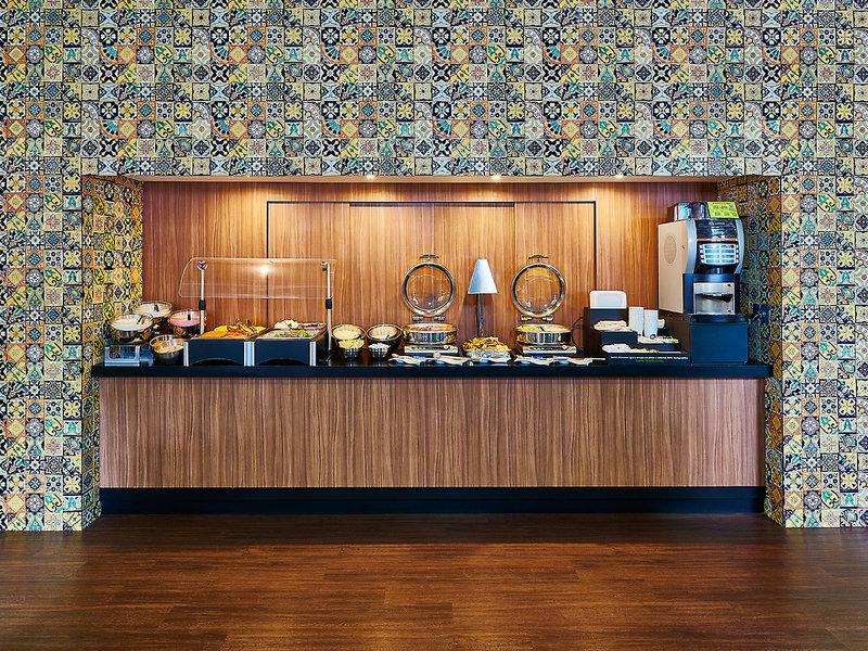 E1EAC117408202EC102E7874F8169FFE