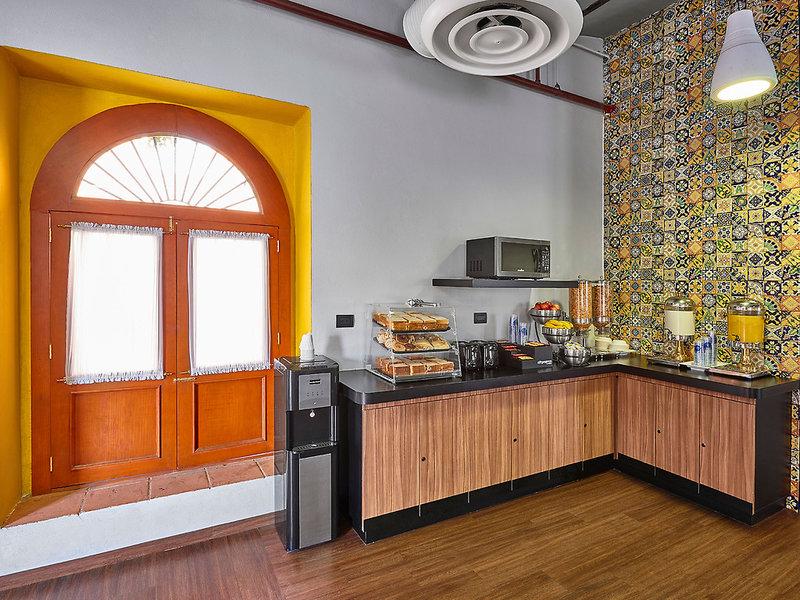 72E1E856C9D8AD37B28531E0F4E3C293