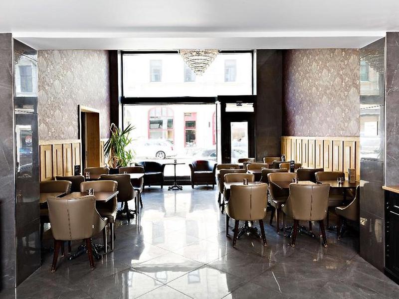 AFE20A336C0383676CD55FF3DF0D1A18