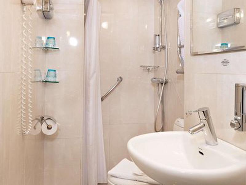 4E6CC2DA0B92E00C0BFCA79627202FC1