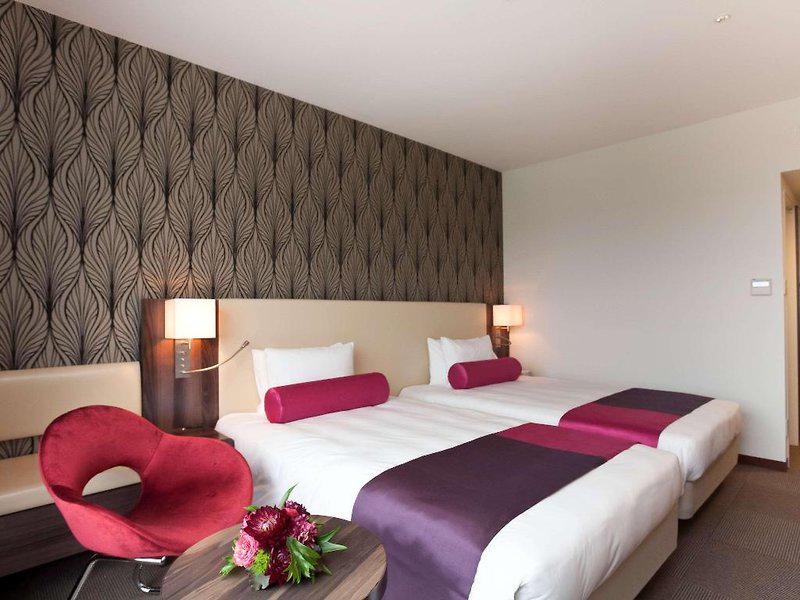 85C16A1DF13D144F3B6D80538436BA3E