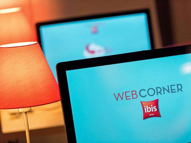 6FBFDBA0BAB2F1EB576027D7A4FDCBD3