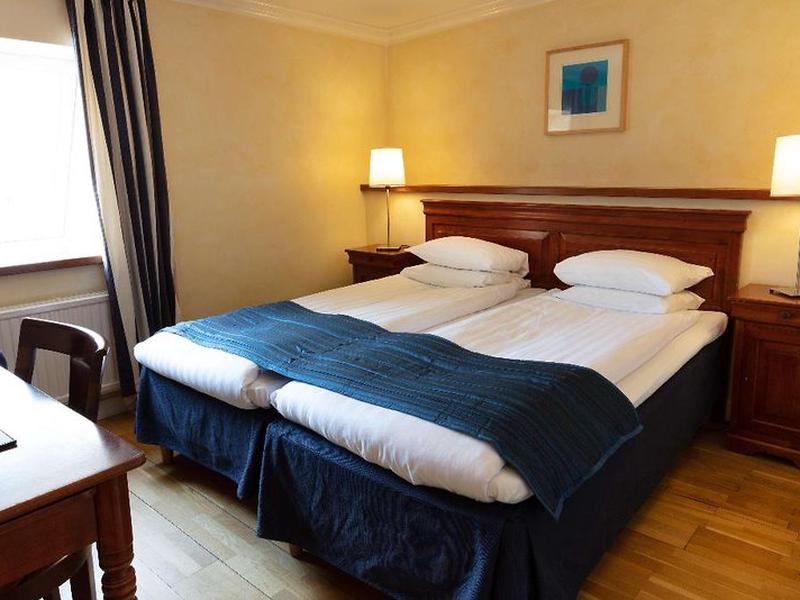 E48028BF99FD8BC05D68BD85AAD8B22B