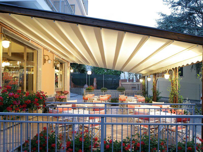 35B900E5E8BE54CCF721F95FDDCD44BE