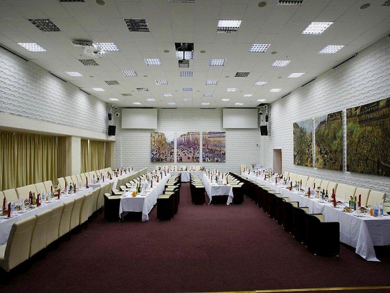 A3D5D85937F4257D58D8181D3C90A334