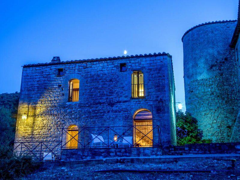 4C1A5DE3DD8213DA2F7800D3AF5D4945