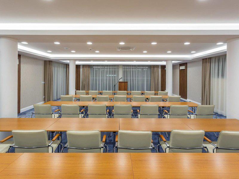 538ED48D7917537BF1A24CE67BC35660