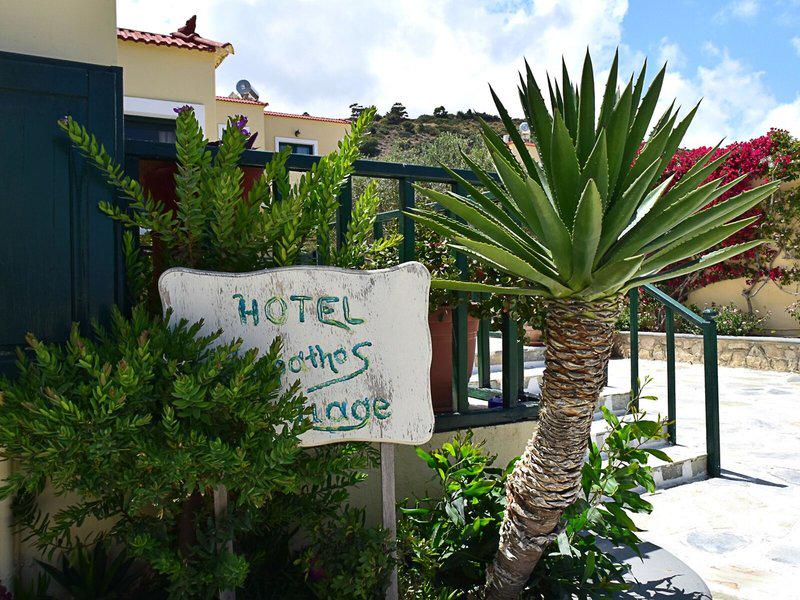 9D353A793F05D75E6712AF28C8F40479