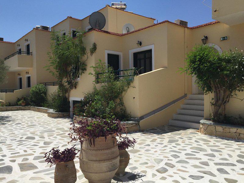 2DFDD7707D0437E9F07F32D1987B36DC