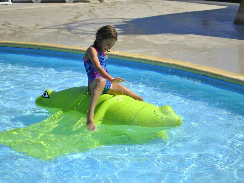 0C83677C19E4848B3D5BD2CF40C166CB