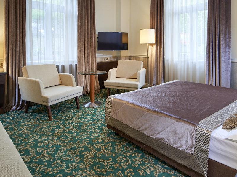 4942C4C650E8D85E1E9A64560517BF7C