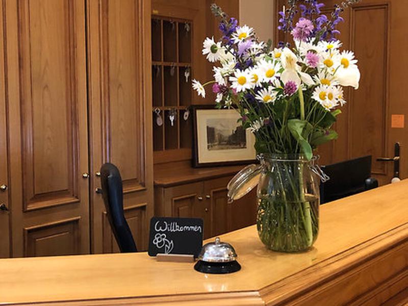 60B51F93D3EA91EE08FF3443D1704BF0