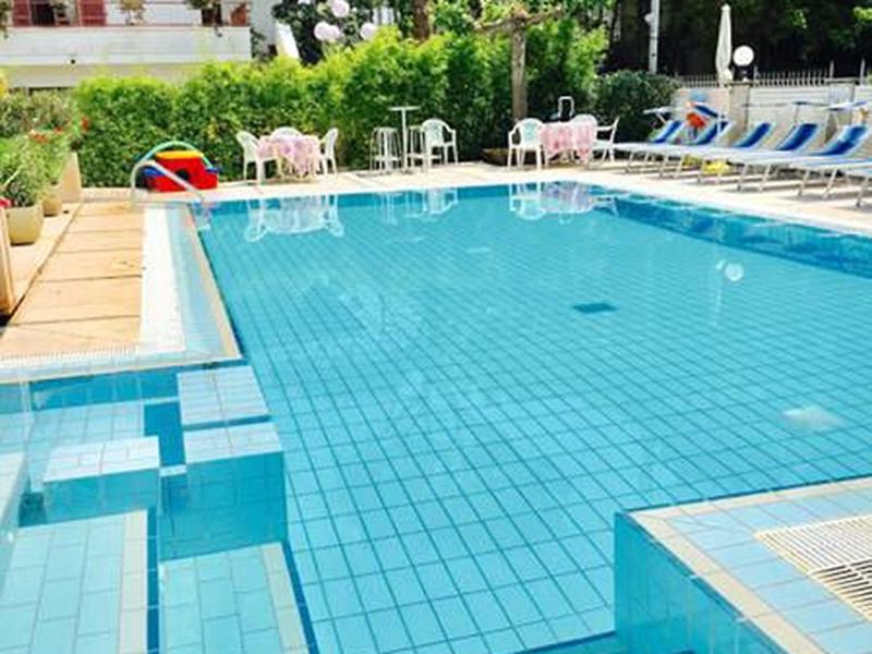 C1915E9E857412A28DDD255B4E43802F