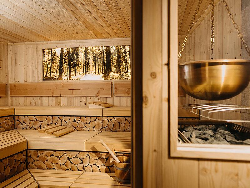 38120CE685850A9F5365D1AABC968DA7