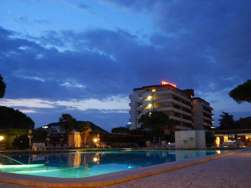 48B979135C07CA0E5B51DC9E74E2B946