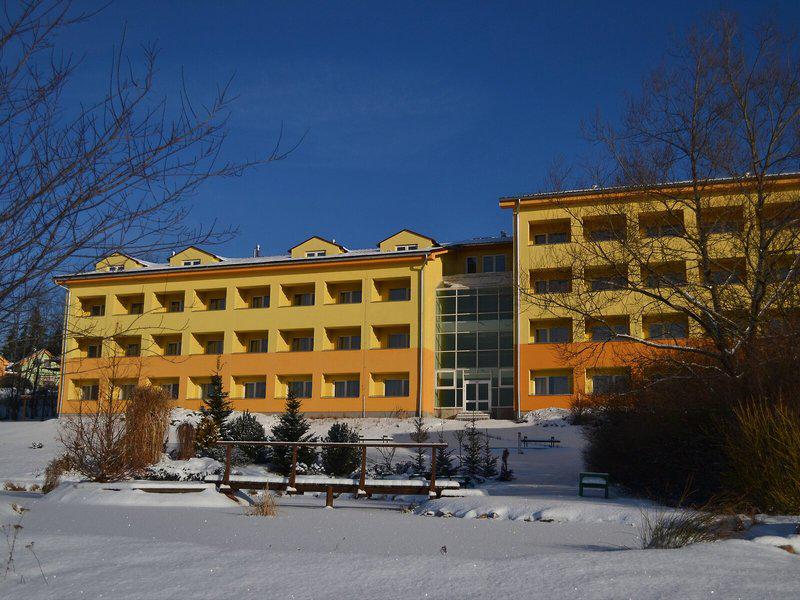 D5E445E727E448954150646F2E464105