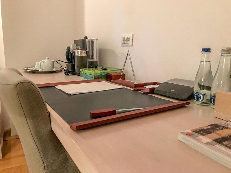 D8F14B34AD42687763F30DC8D19BDB29