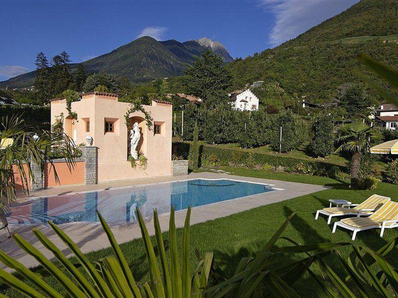 8D472C032561BA5D251A539A1CB8C508