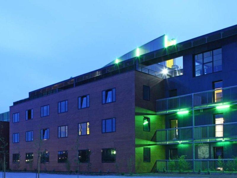 8A695D3ED998C07E439B2D9ECBB20C4F