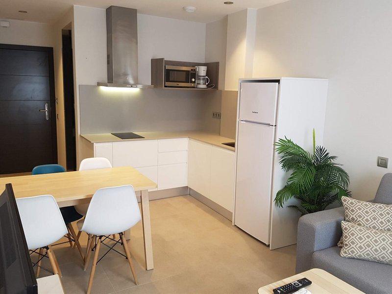 78DECCB4D048D11BC684DE2536562688