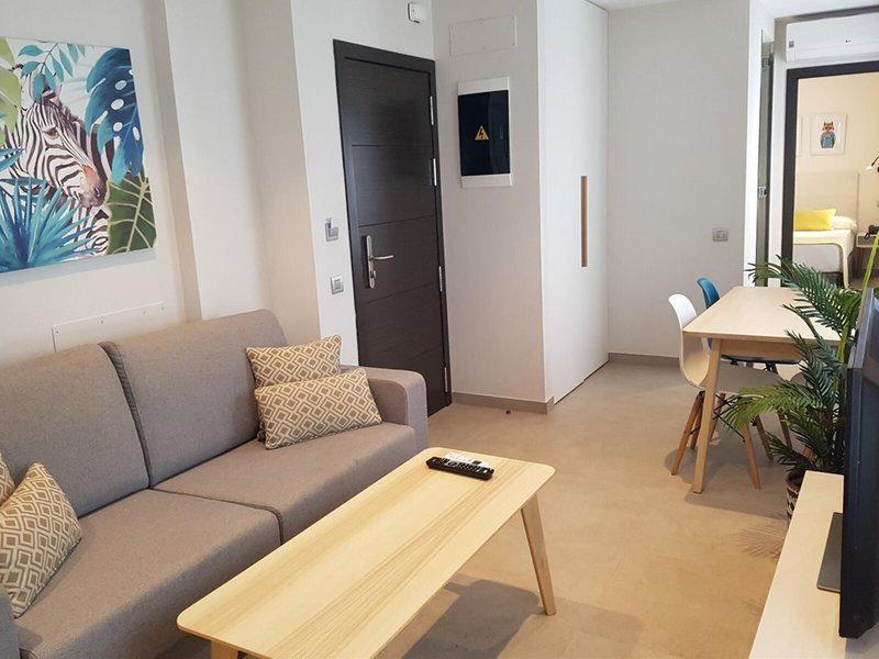 3C03CE085F1F7DC5EAC23246385EDE38