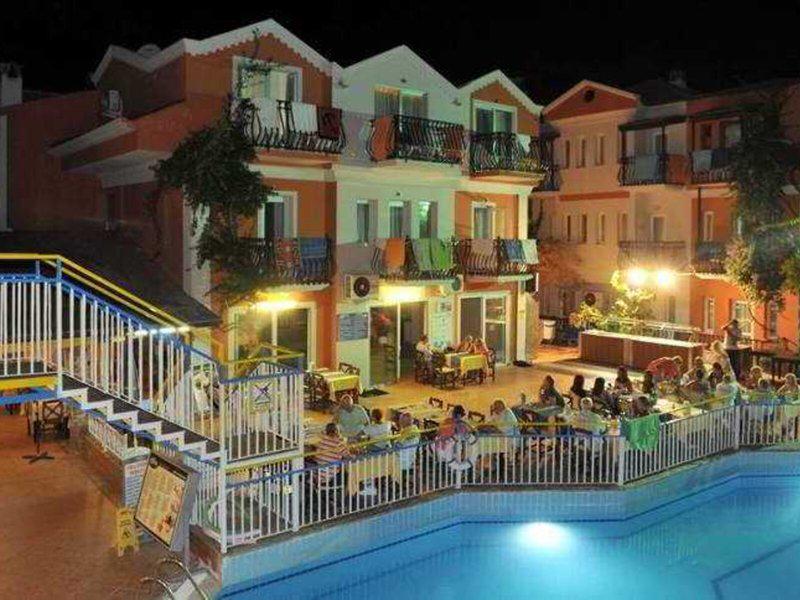 5656BFC704EDED26D35A2FC887F05986