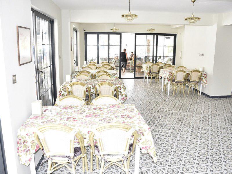 A3CC2AFCD3AEF17E1977E7D27447FB6F