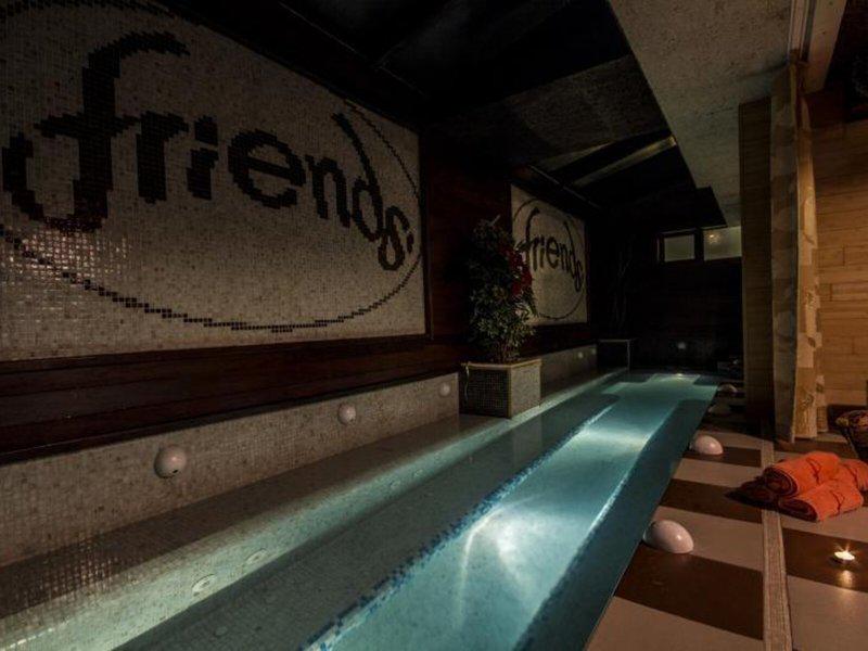 DC2B44335F31899B88AB64C4B75D9D6D