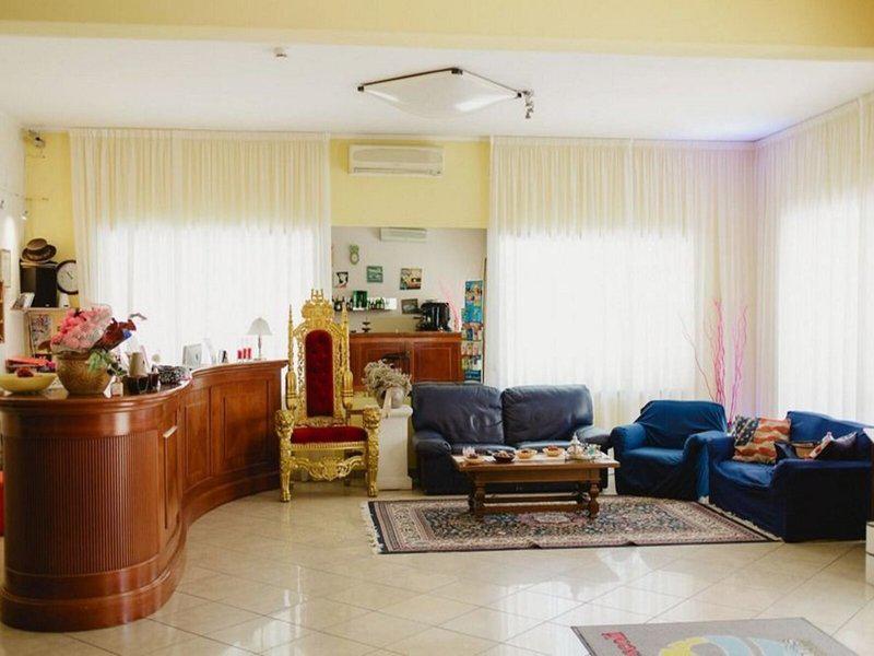 7E87563BC177811F2E6467417B267CE7