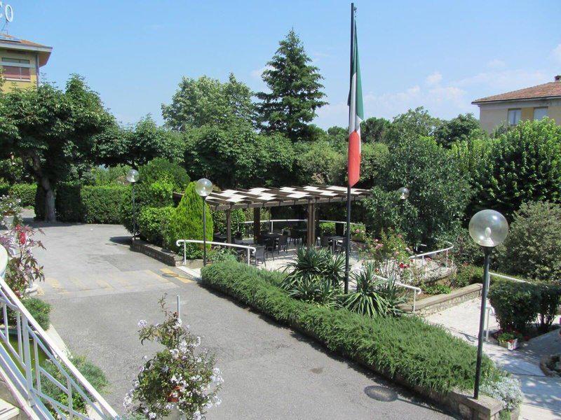 292C09109FBAC208595DF788EB492D34