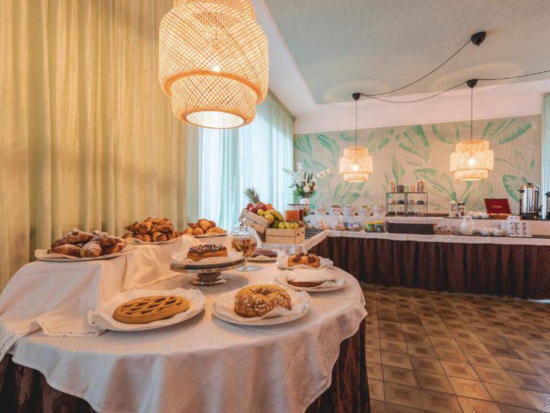 FD5B79E99A542E346DC5F467AF93923F