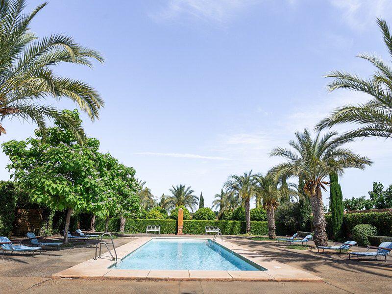 1412134AEFB2EE9C49886A57F8271E21