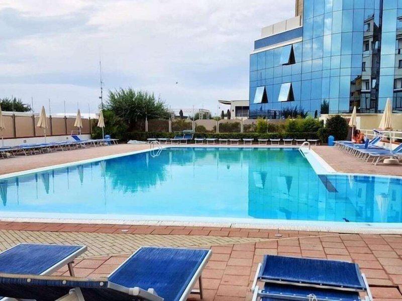 9E3E8F899B35B8A96BB33650254D4926