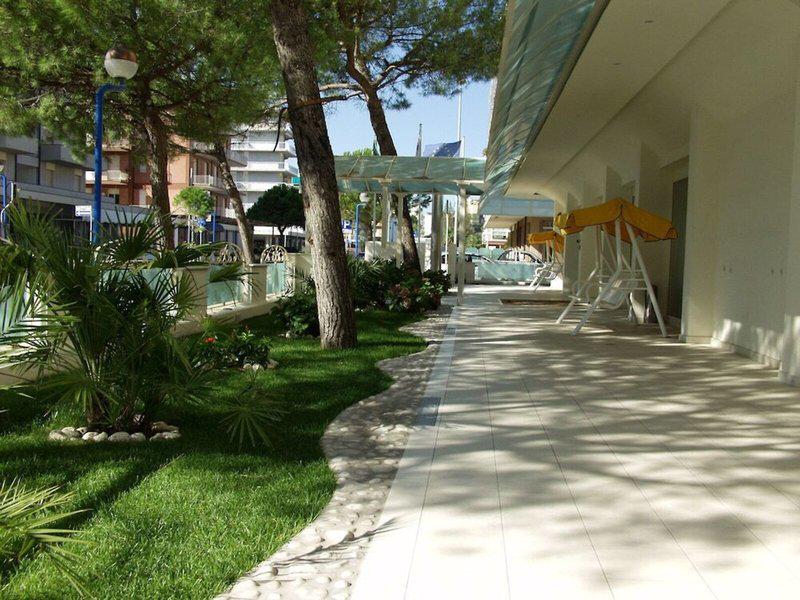 771F86416F33BB51DFC316A6BE85790C