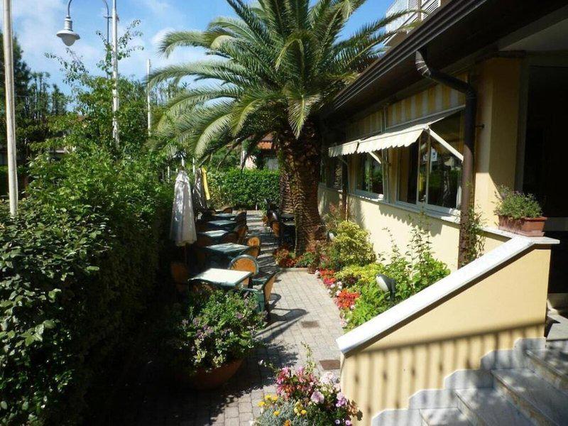 181632C8E99B87B4DA0ED024B6D19242