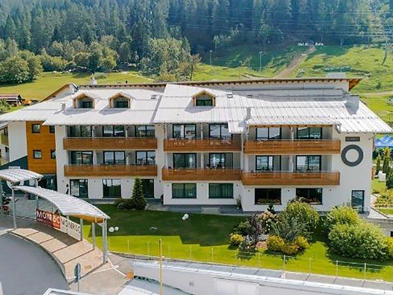 D5DD5B25B169040BEC9E437402E4A159