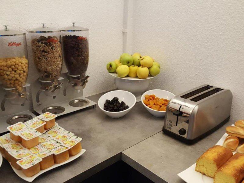 9A611C7F6119BE6A227A698D5F0C4BB4