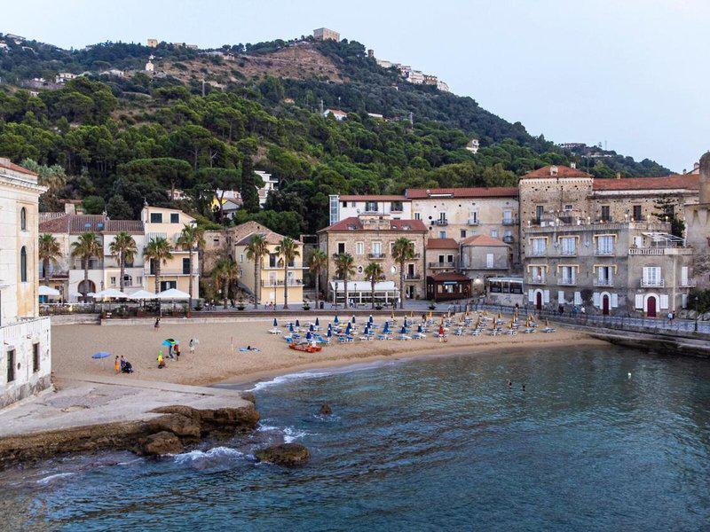 B0E0CAF214E7C565068773AD0378C996