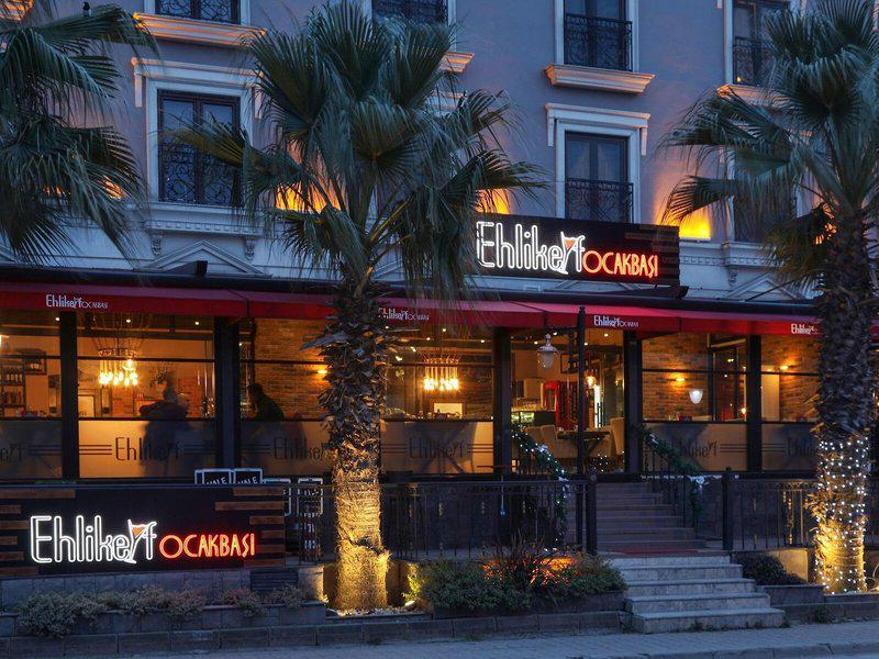 9B661ED60A2A03B7953B623904888EC6