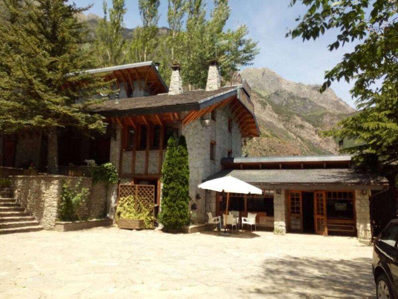 5A63640B3266819ABEF6F3AAC8DC94D7