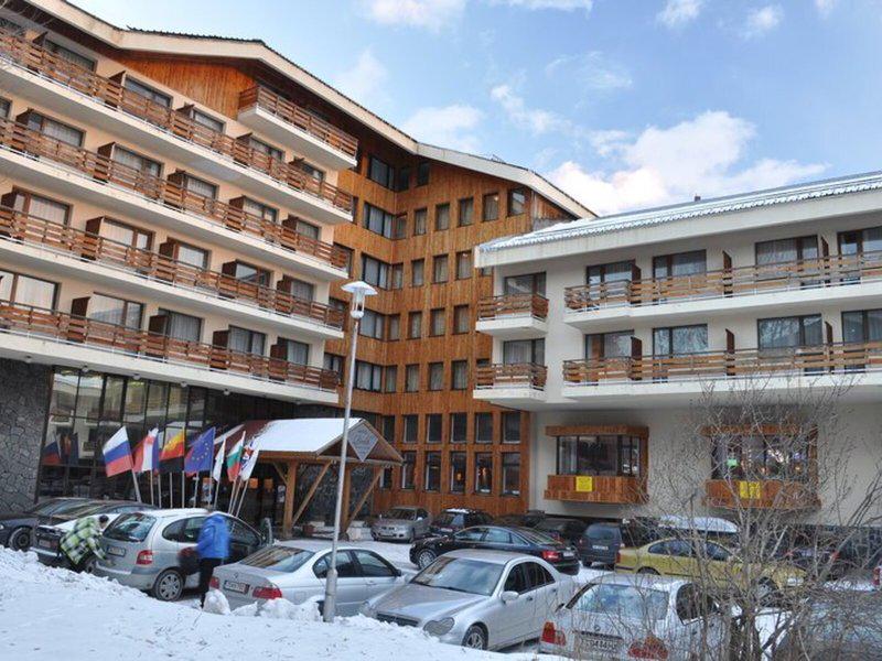 96D012296154F854D86BB592A366E9EA