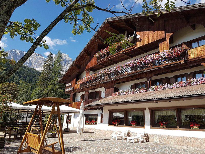 1F3CBEED55D87C7DD8AF5DA1FEAC4C91