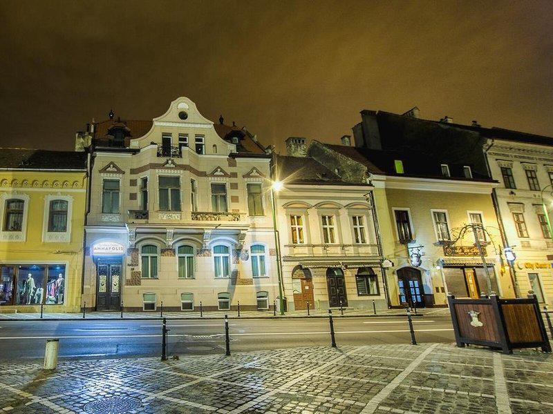 63B82AF712292440BC5B5BB75D50B43E