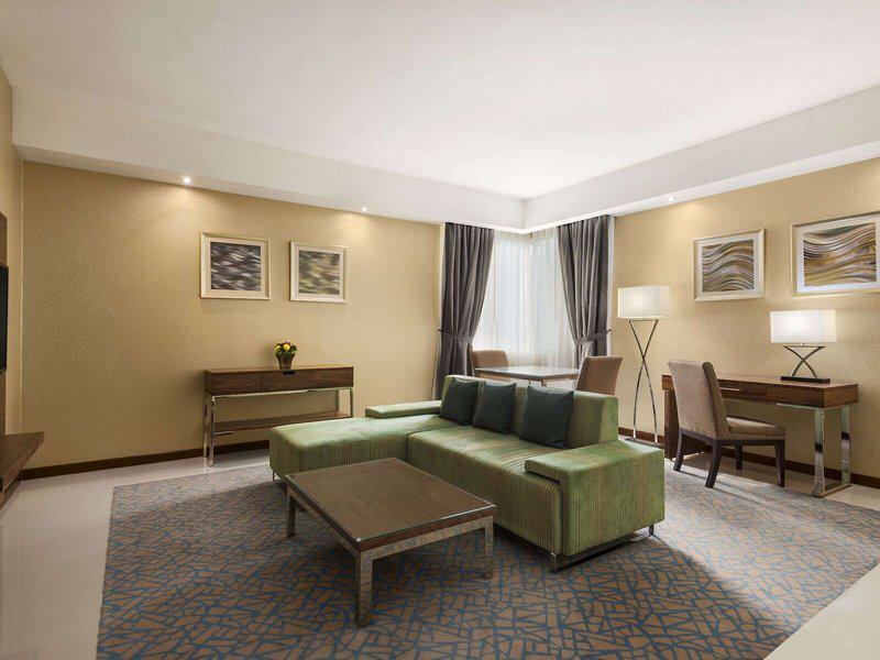 1849242FF980D2CE072A3B7D534F2FAE