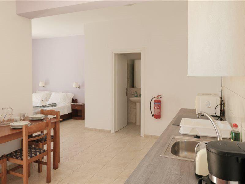 92FFC4CA5D5F0B91A2C49D2F6B712D23