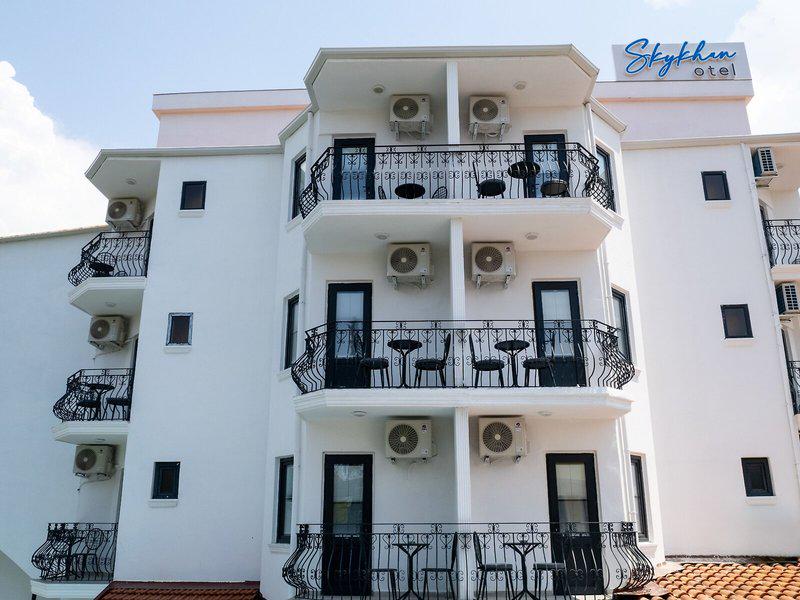 317AD6D6BFC4C20DCEB6418D9A8E7182