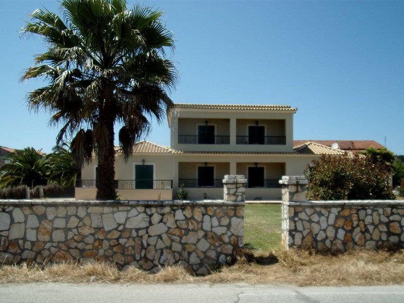 AA4C8B8D34A14765750A1B5E17595C15