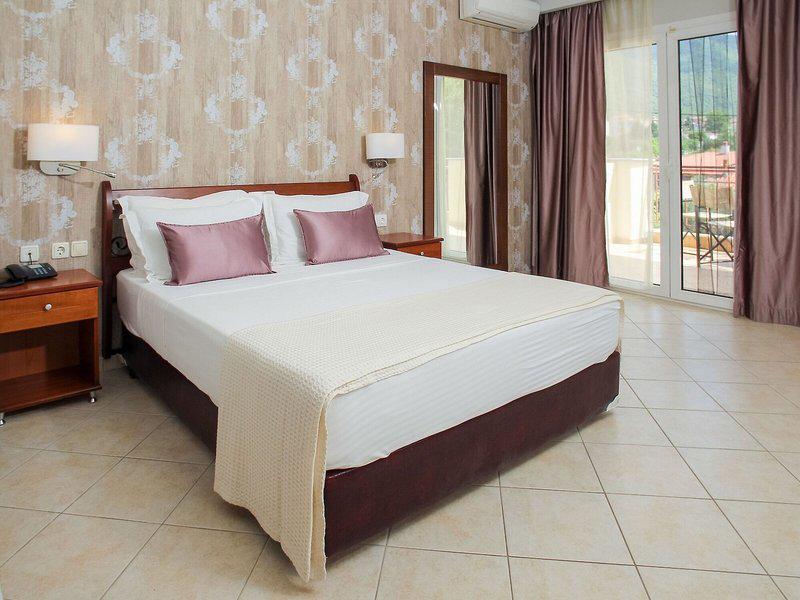 D8C0C4D36F788EC119A6EB4B887DBB75