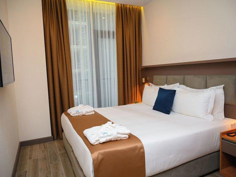 27F536D5D2DDF5F4BEF287978B7E7C2C